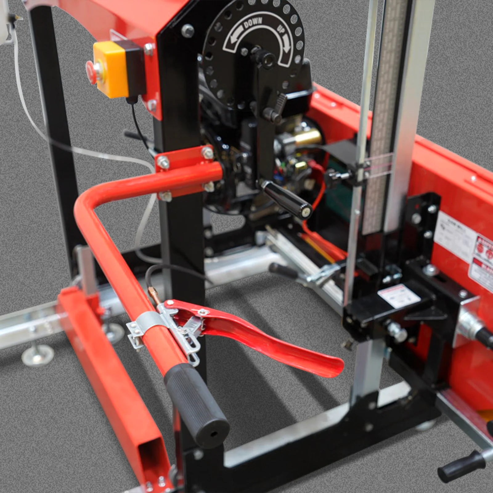 32" Portable Sawmill with 420cc 15HP E-Start Engine - 5 Blades, 29" Cutting Width, 20' Track (Includes Extension) - Model SM32