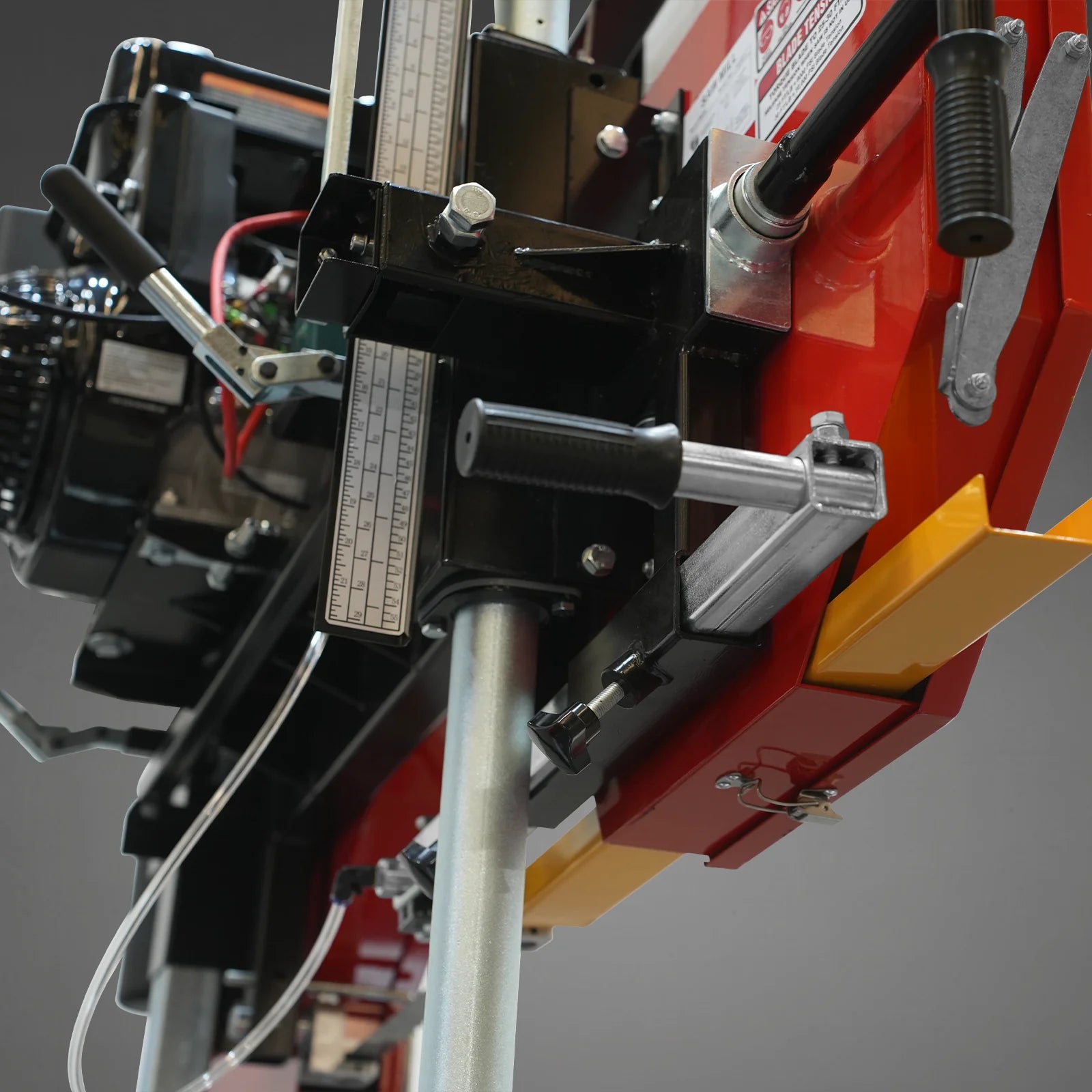 26" Portable Sawmill, 420cc 15HP E-Start Gasoline Engine, 22" Board Width, 13' Track Length , SM26